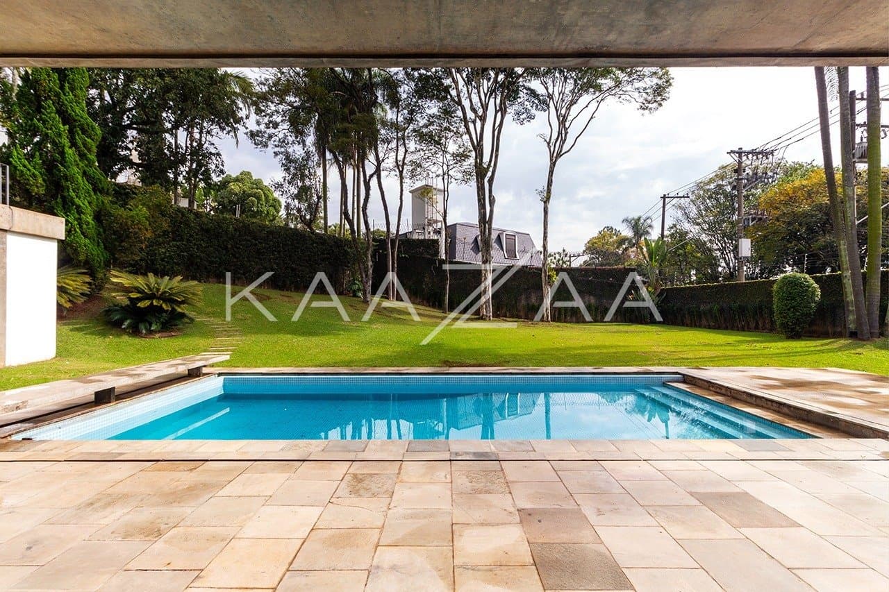 Amplitude e elegância nesta casa em Cidade Jardim. - Foto 1