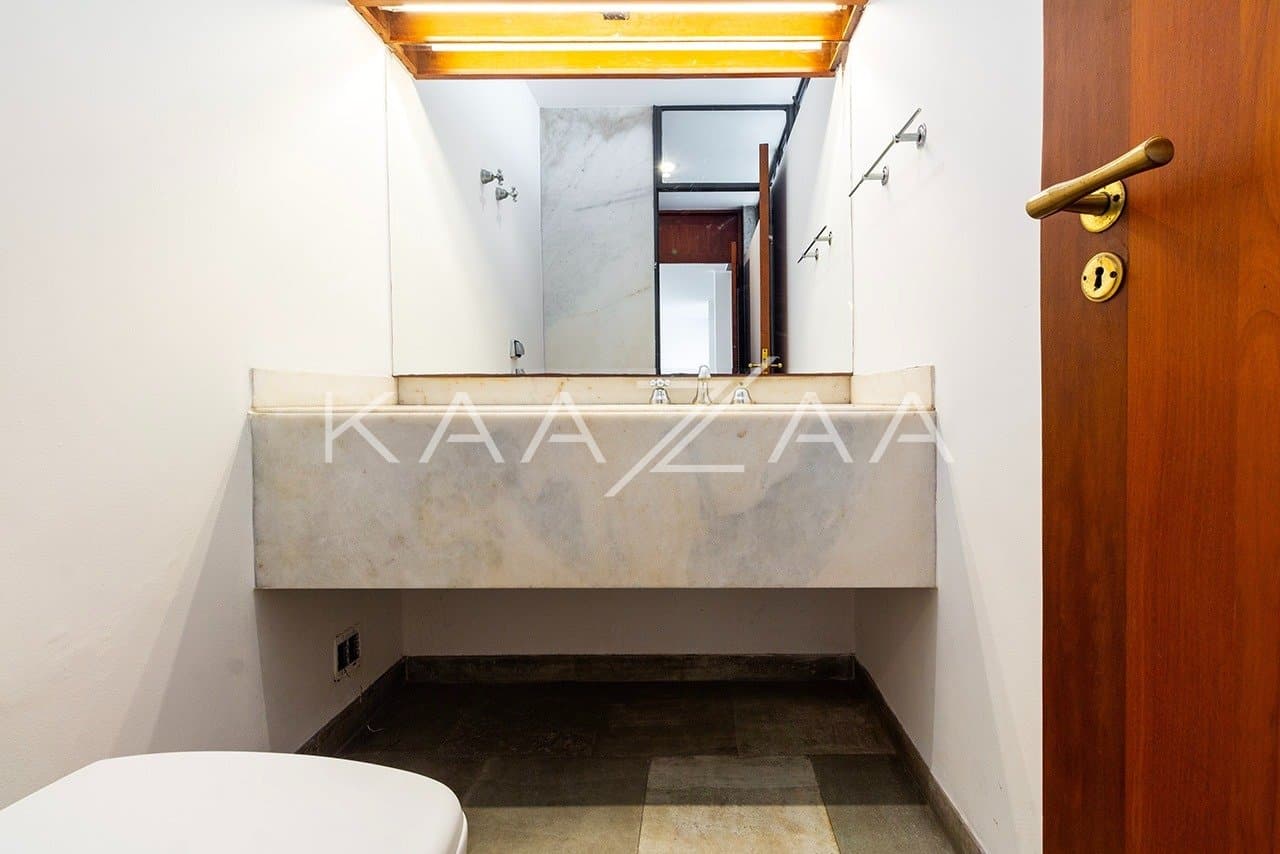 Amplitude e elegância nesta casa em Cidade Jardim. - Foto 8