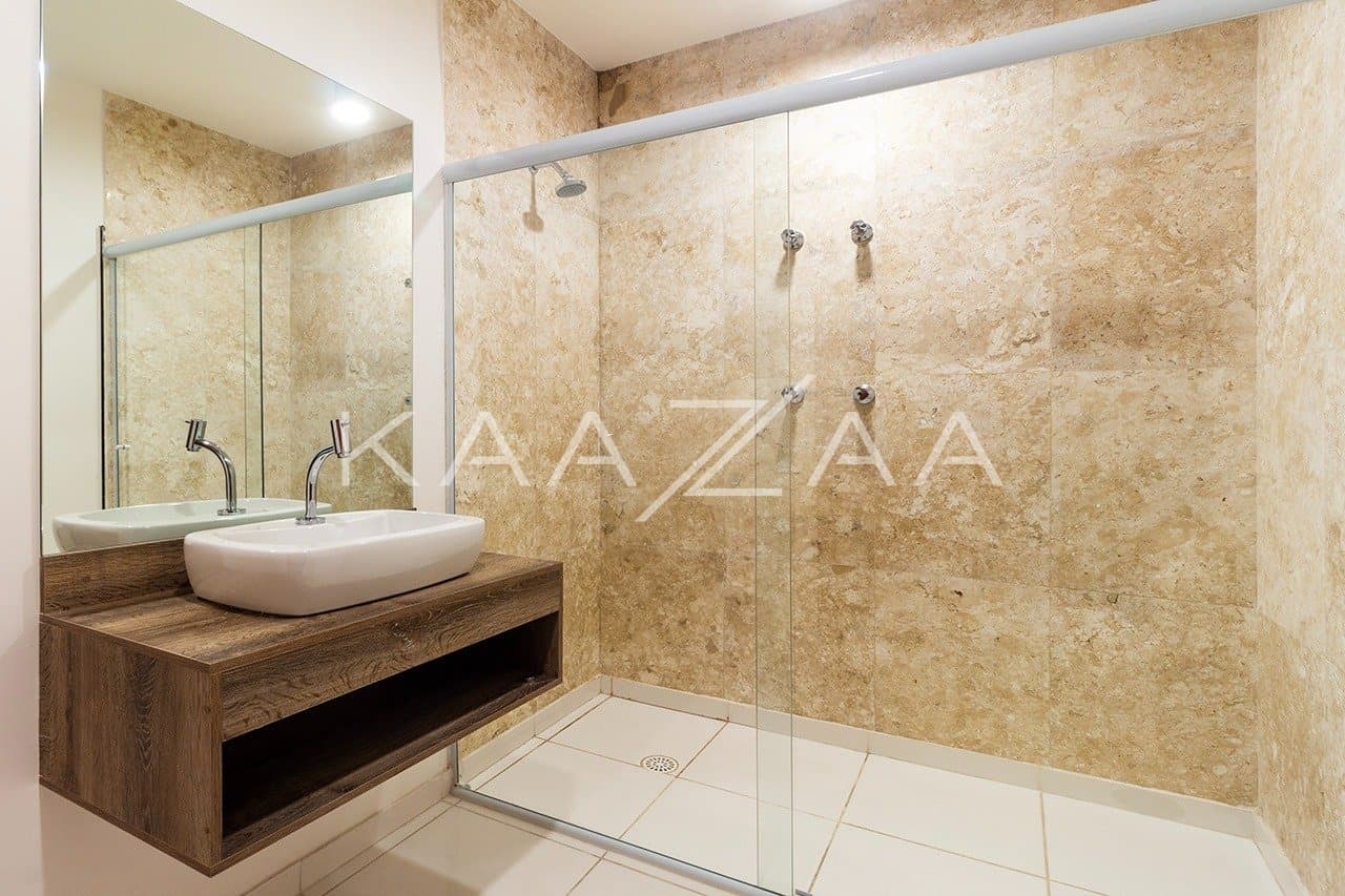 Amplitude e elegância nesta casa em Cidade Jardim. - Foto 18