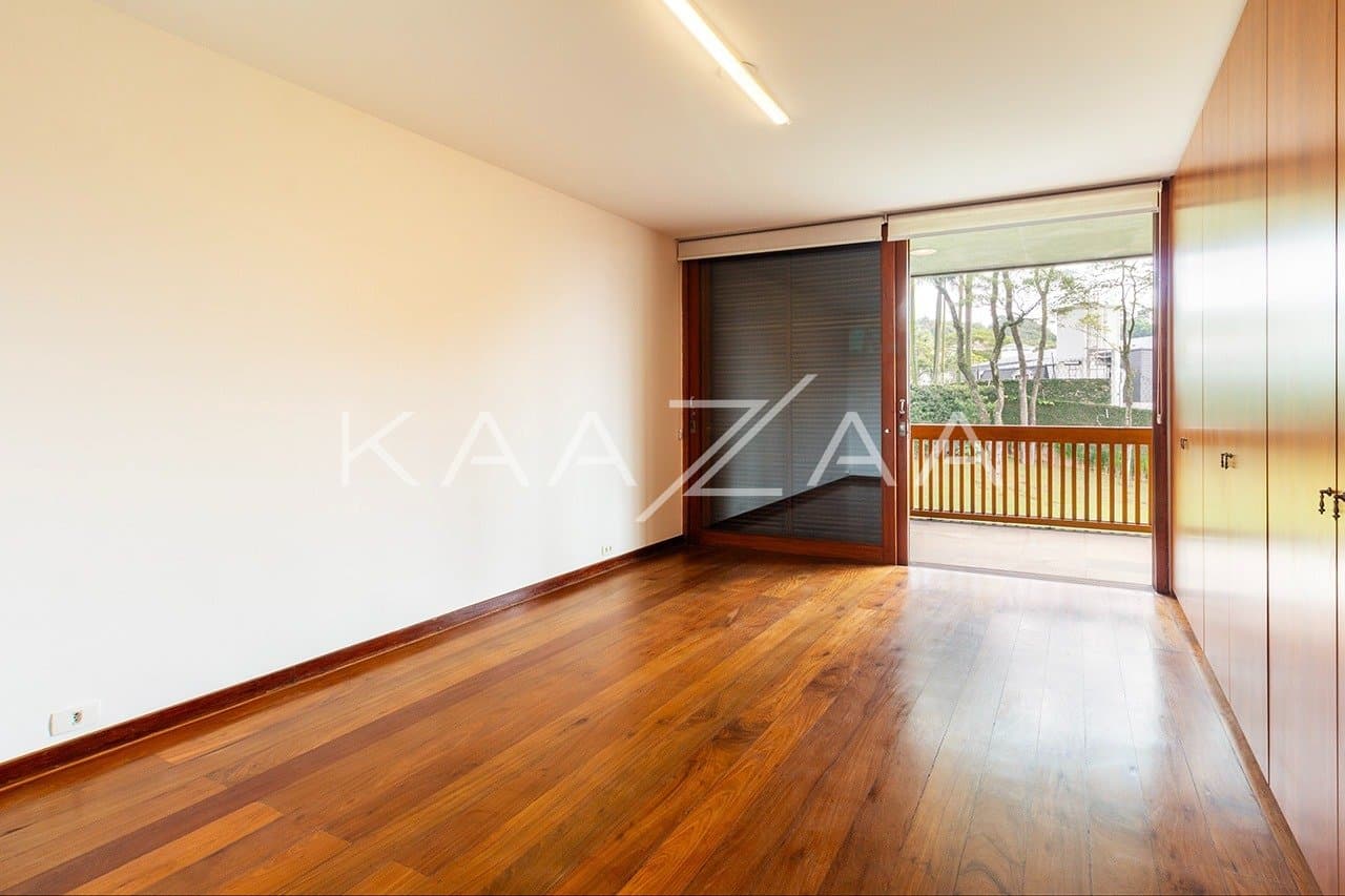 Amplitude e elegância nesta casa em Cidade Jardim. - Foto 21