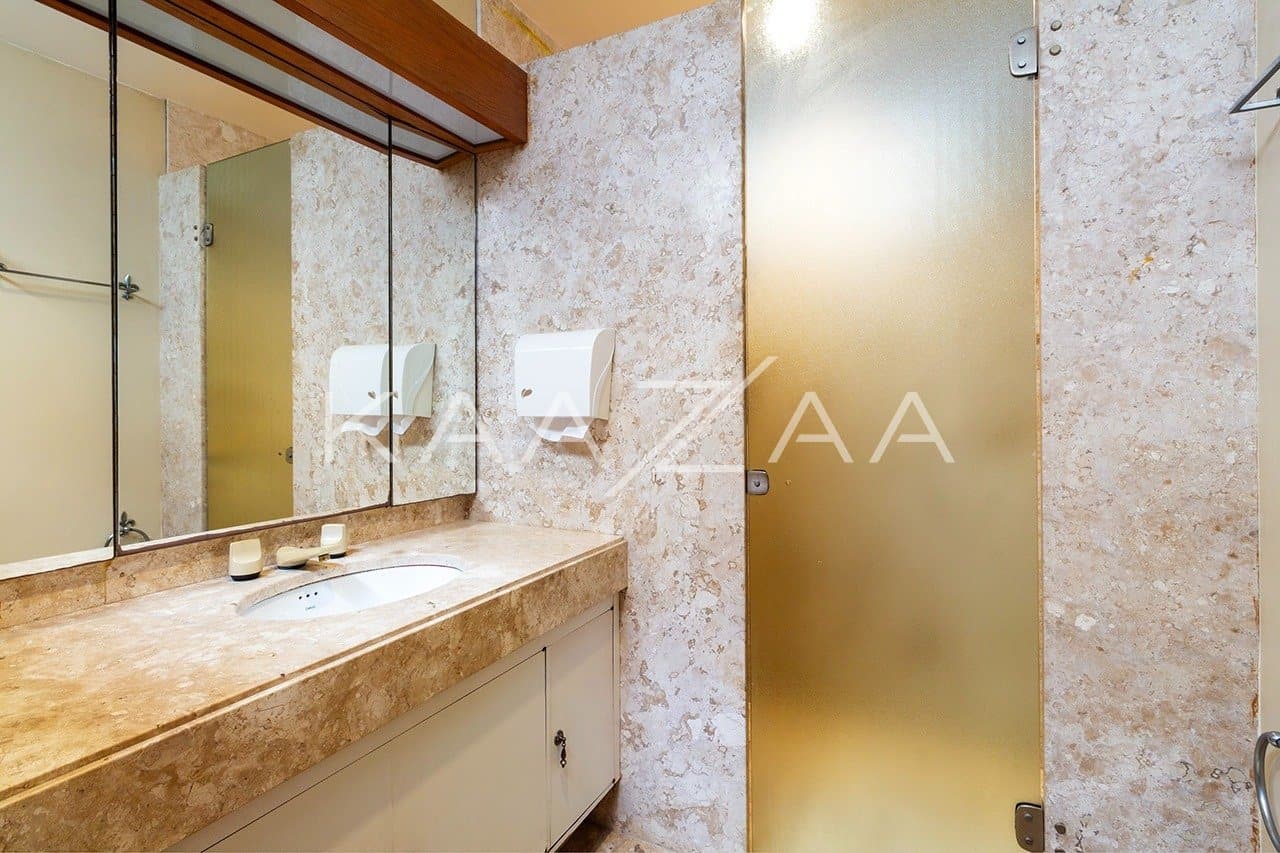 Amplitude e elegância nesta casa em Cidade Jardim. - Foto 22