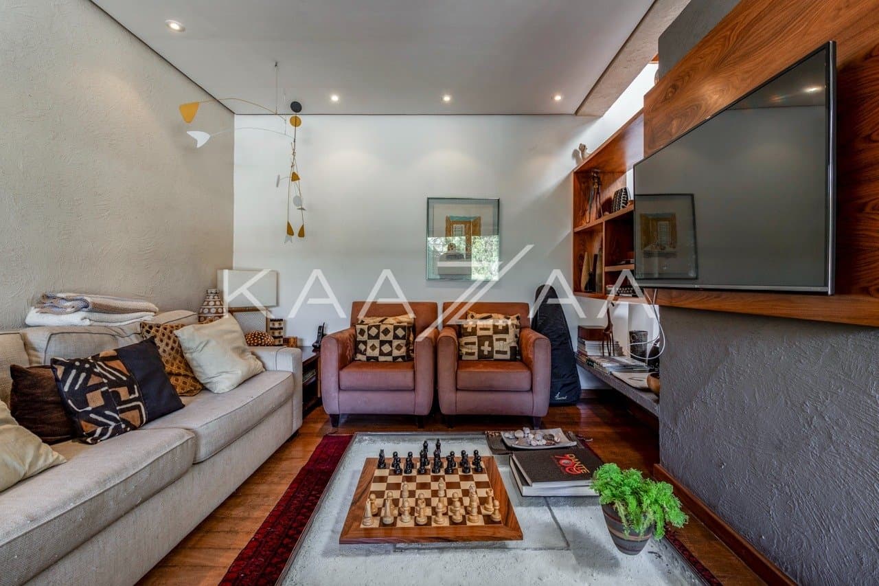 Casa ensolarada com vista arborizada em Alto de Pinheiros. - Foto 9