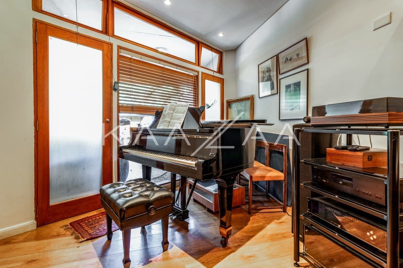 Casa ensolarada com vista arborizada em Alto de Pinheiros. - Foto 13