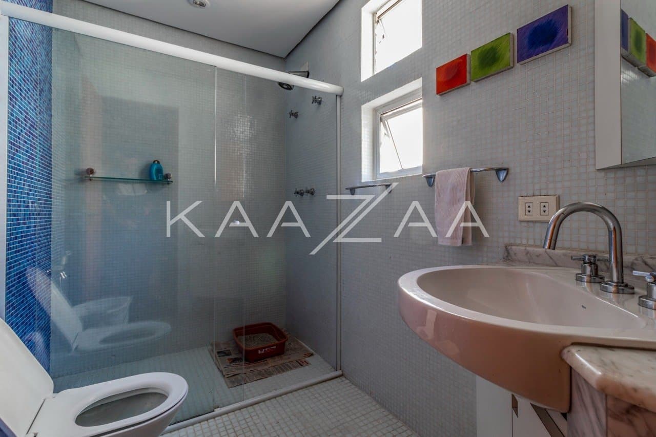 Casa ensolarada com vista arborizada em Alto de Pinheiros. - Foto 23