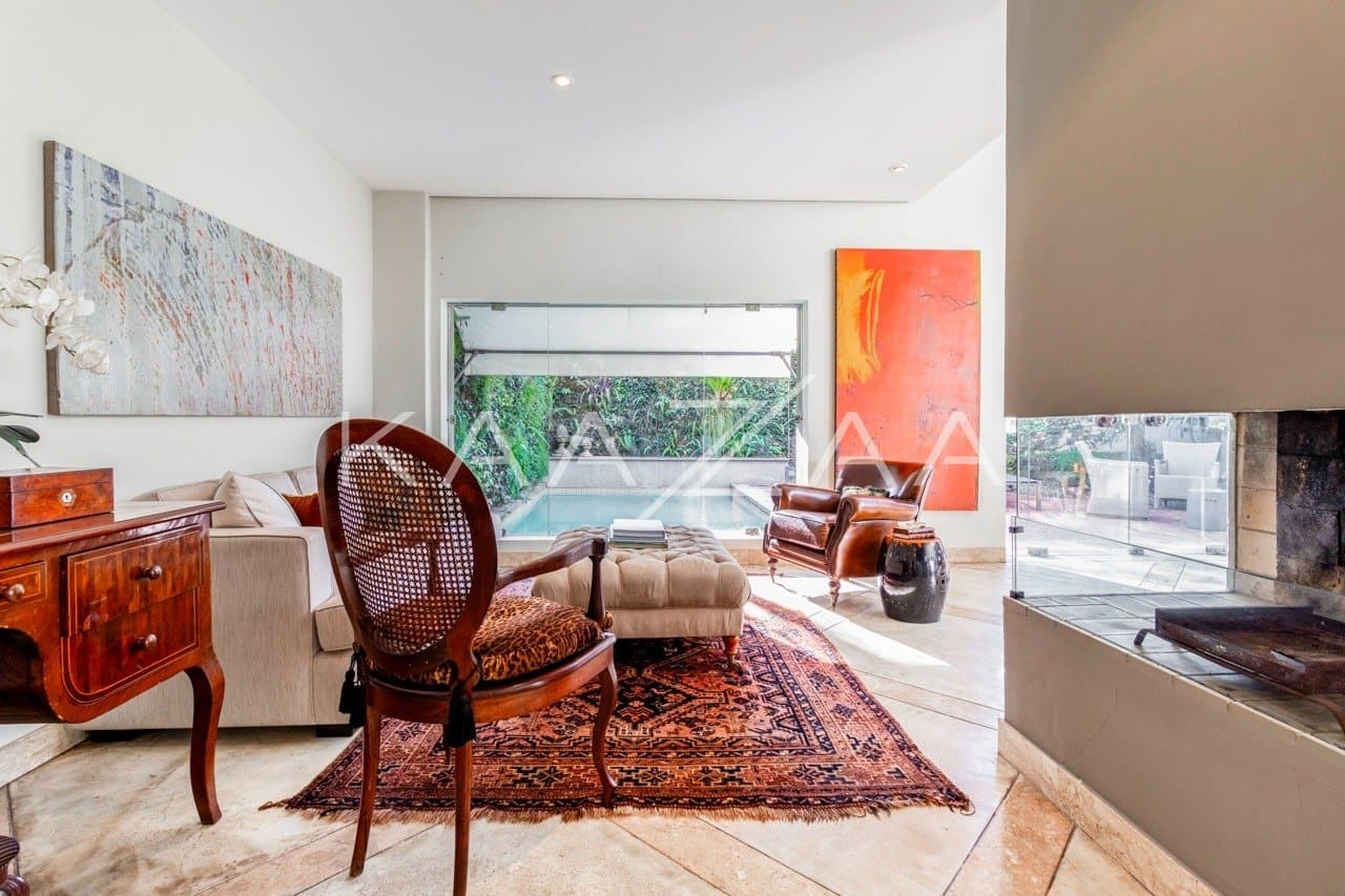 Casa contemporânea com design de Ugo Di Pace perto do Parque Ibirapuera. - Foto 4