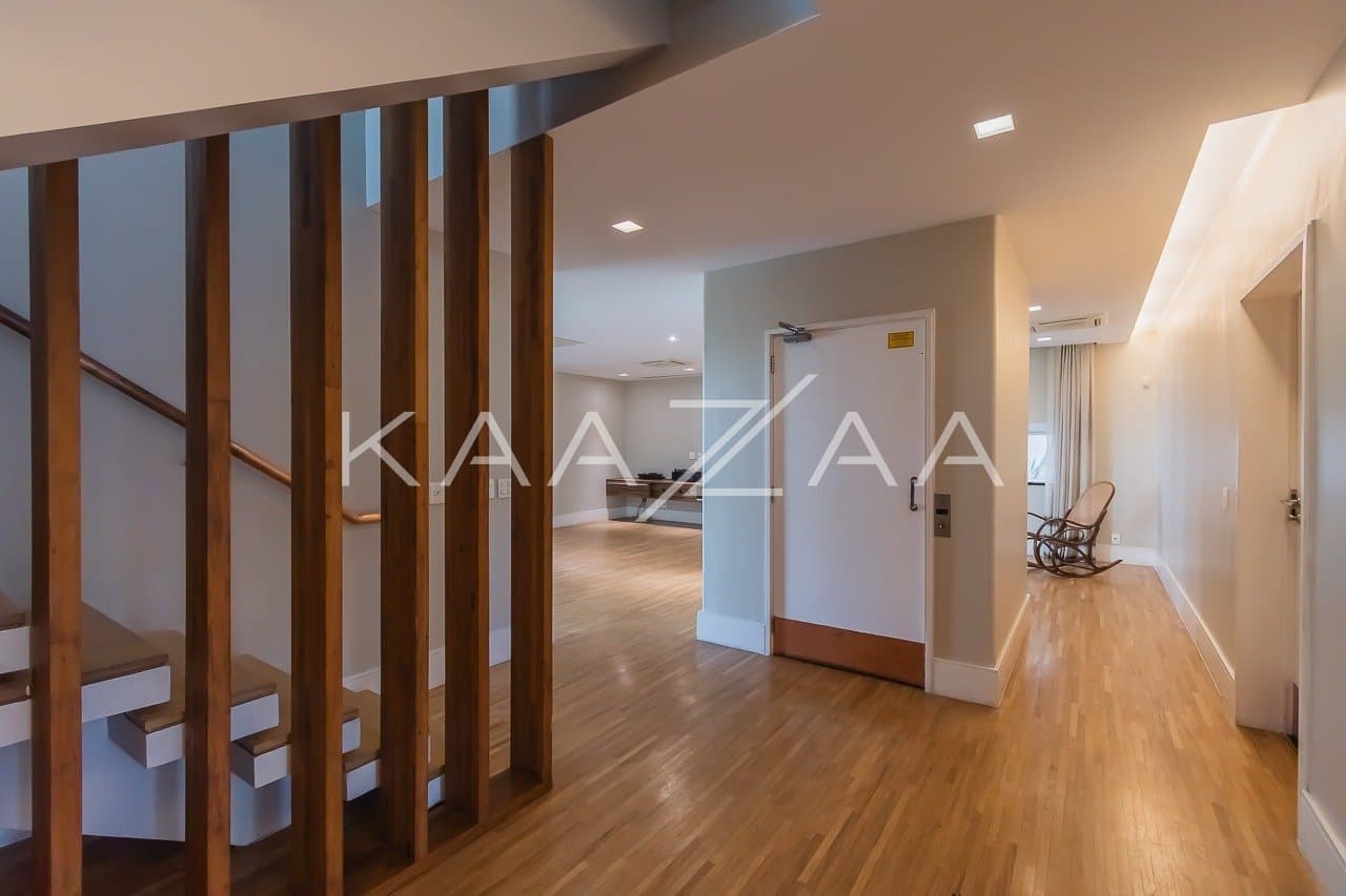 Casa charmosa localizada em rua desejada de Alto de Pinheiros. - Foto 8