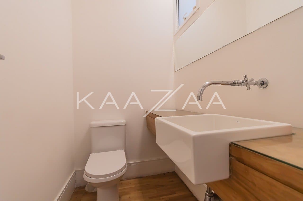 Casa charmosa localizada em rua desejada de Alto de Pinheiros. - Foto 9