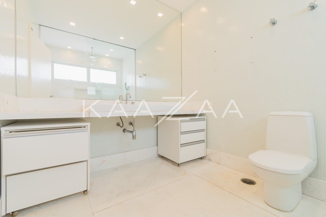 Casa charmosa localizada em rua desejada de Alto de Pinheiros. - Foto 16