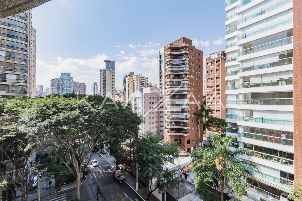 Harmonia clássica e moderna neste apartamento em Moema. - Foto 7