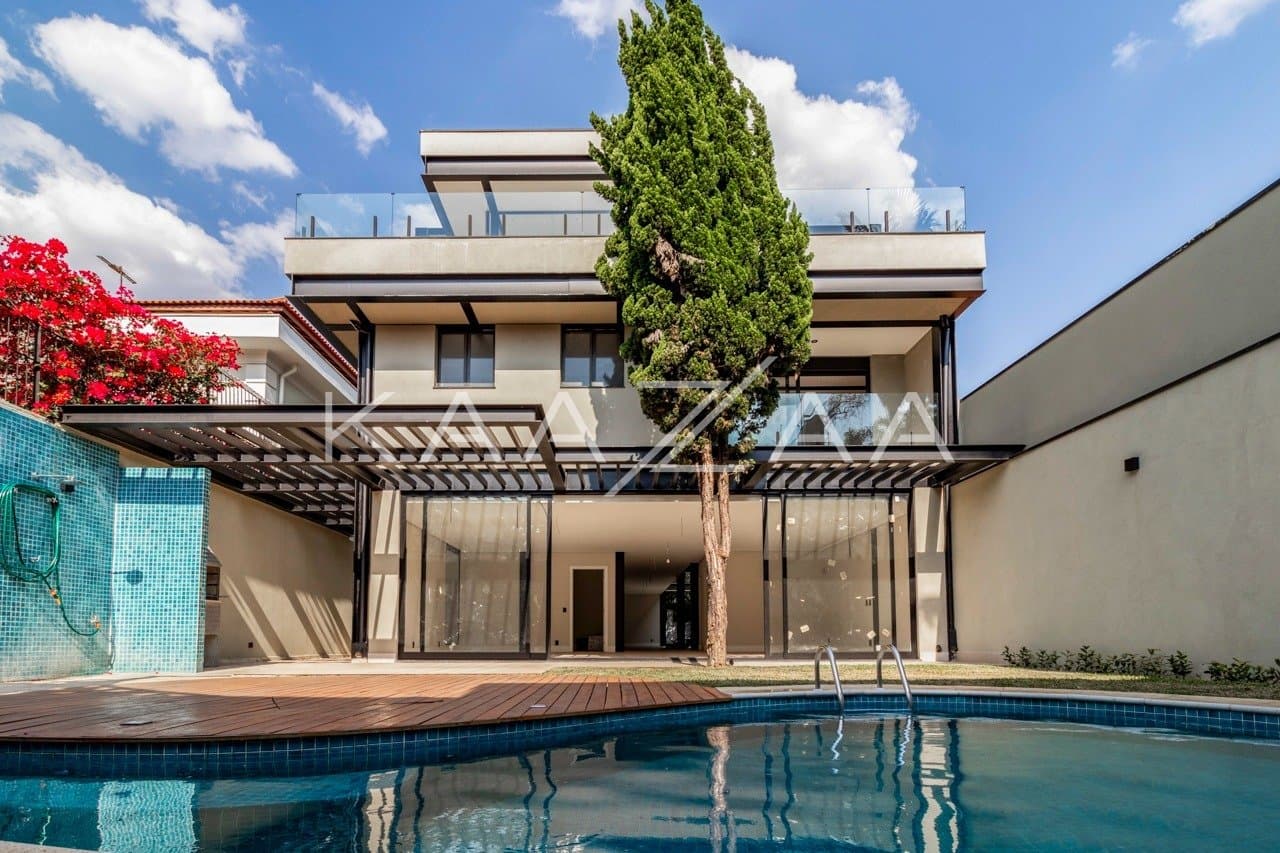 Casa contemporânea com jardim e elevador, no Jardim Paulista. - Foto 1