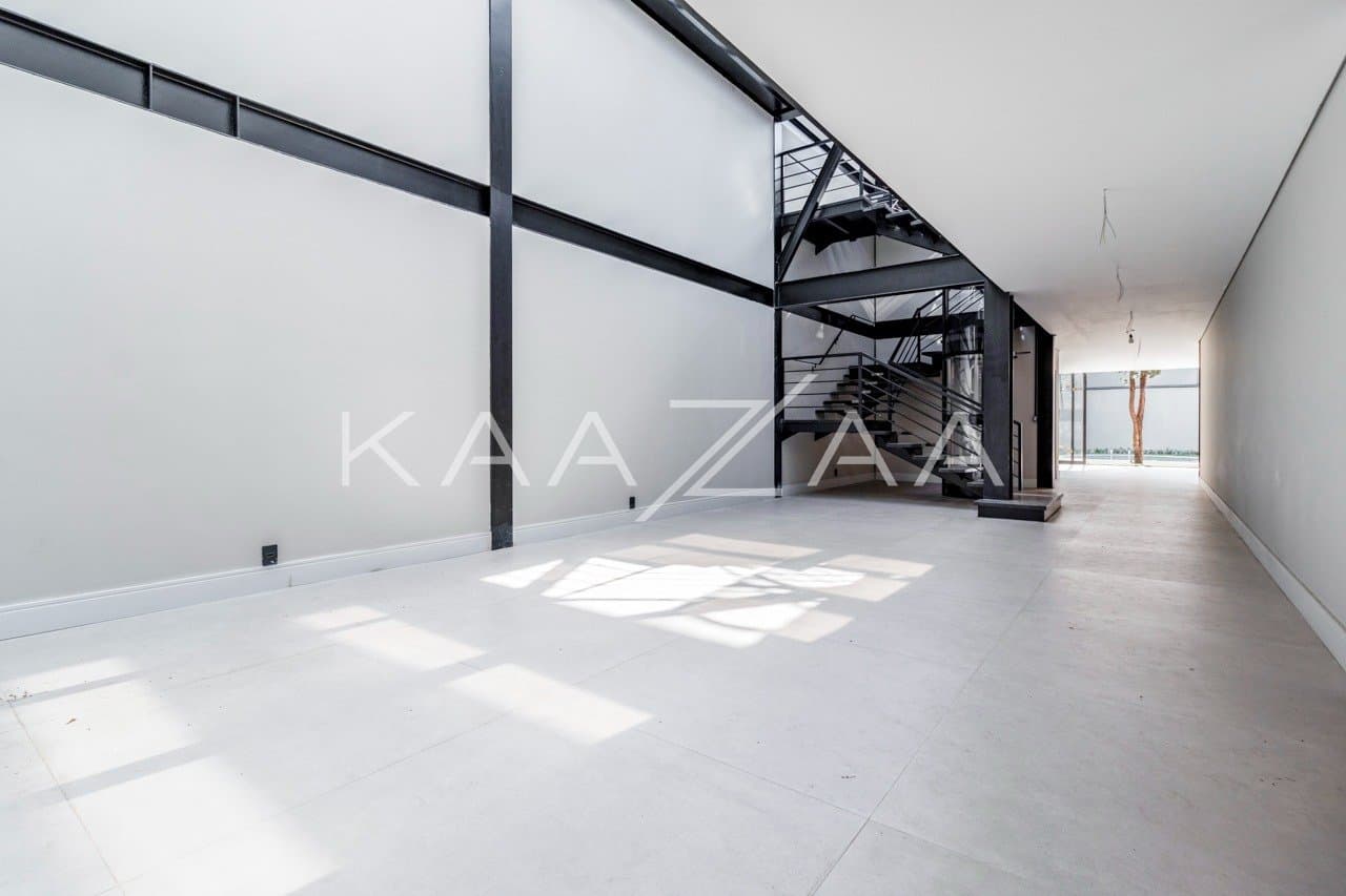 Casa contemporânea com jardim e elevador, no Jardim Paulista. - Foto 8