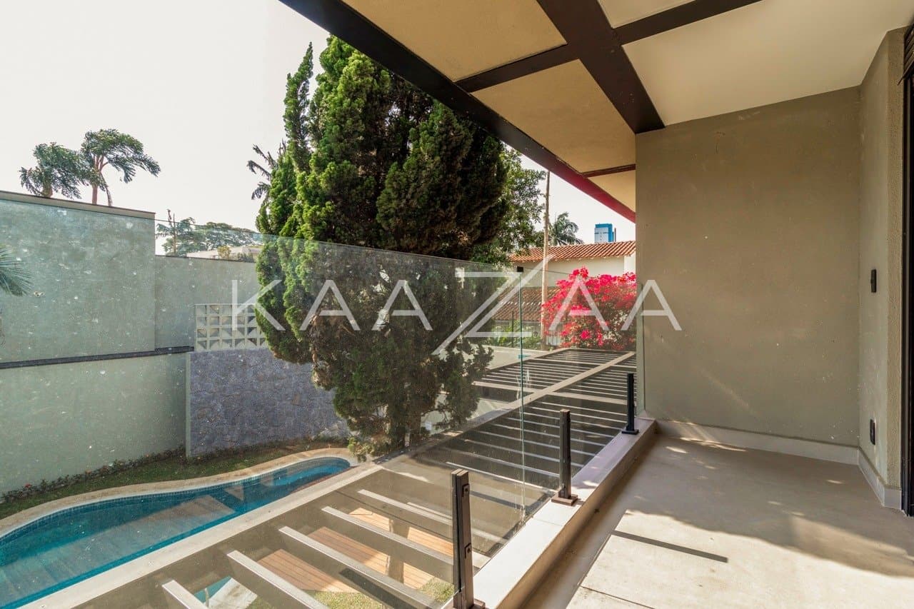 Casa contemporânea com jardim e elevador, no Jardim Paulista. - Foto 16