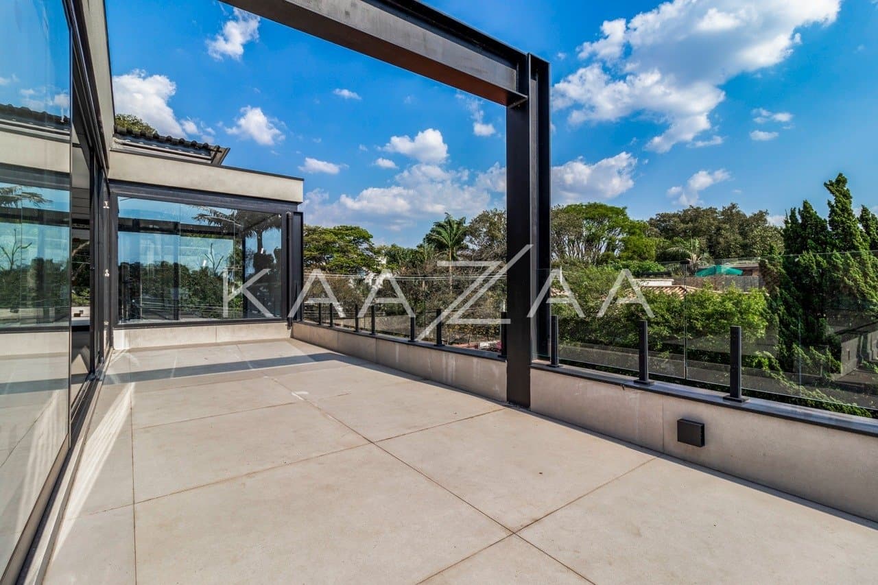 Casa contemporânea com jardim e elevador, no Jardim Paulista. - Foto 27