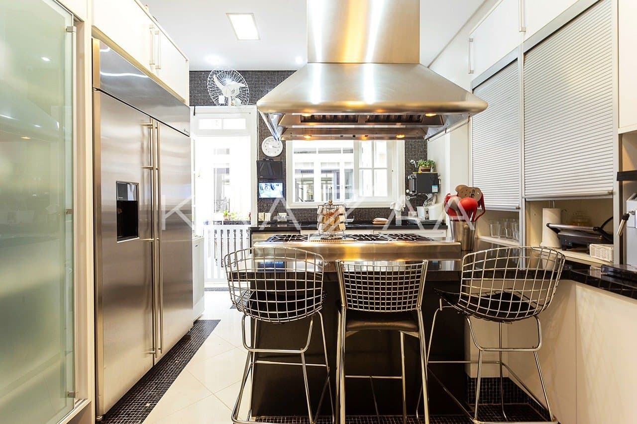 Casa magnífica perto da praça, em Alto de Pinheiros. - Foto 14