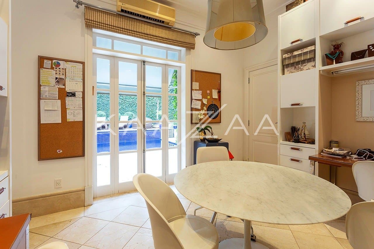 Casa magnífica perto da praça, em Alto de Pinheiros. - Foto 18