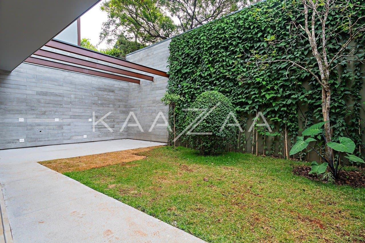 Casa nova contemporânea em rua fechada próxima aos Clubes Pinheiros, Hebraica e Shopping Iguatemi - Foto 10