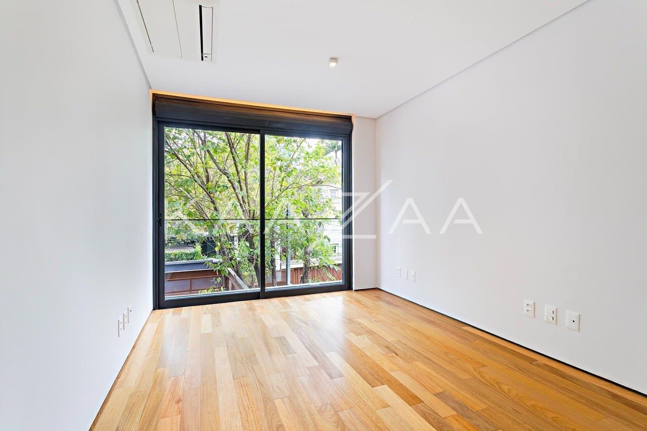 Casa nova contemporânea em rua fechada próxima aos Clubes Pinheiros, Hebraica e Shopping Iguatemi - Foto 17