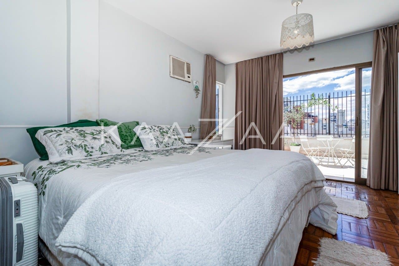 Espaçosa, iluminada, avarandada: cobertura nos Jardins - Foto 14