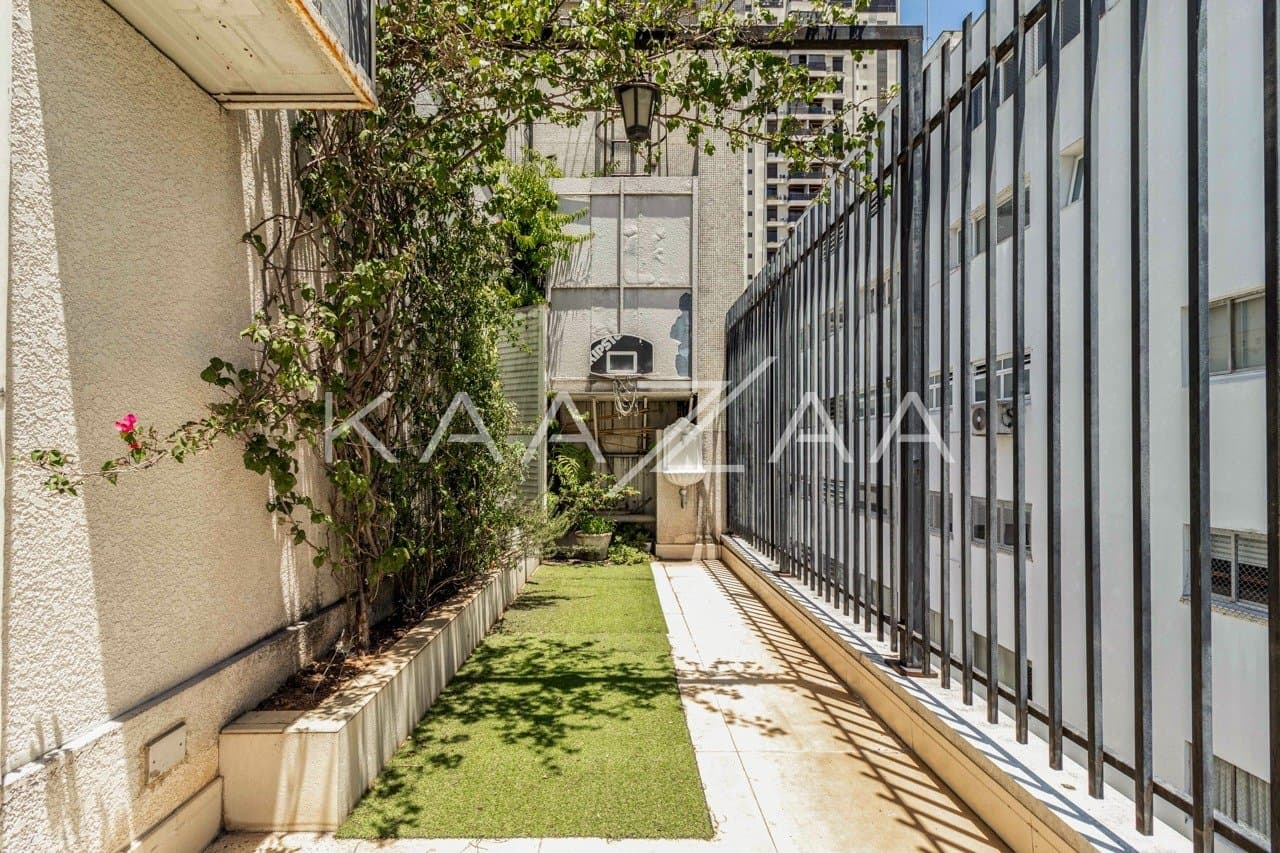 Espaçosa, iluminada, avarandada: cobertura nos Jardins - Foto 5