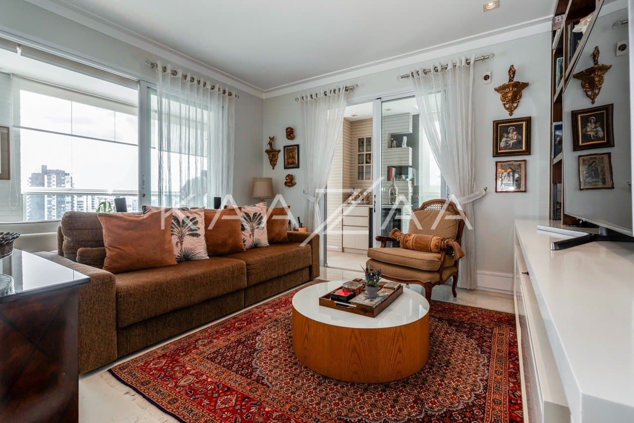 Rodeado de elegância, este apartamento em Moema tem localização cobiçada ao lado do Parque Ibirapuera. - Foto 15