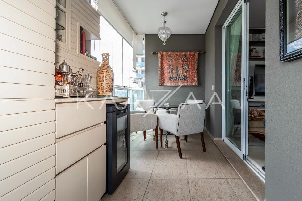 Rodeado de elegância, este apartamento em Moema tem localização cobiçada ao lado do Parque Ibirapuera. - Foto 19