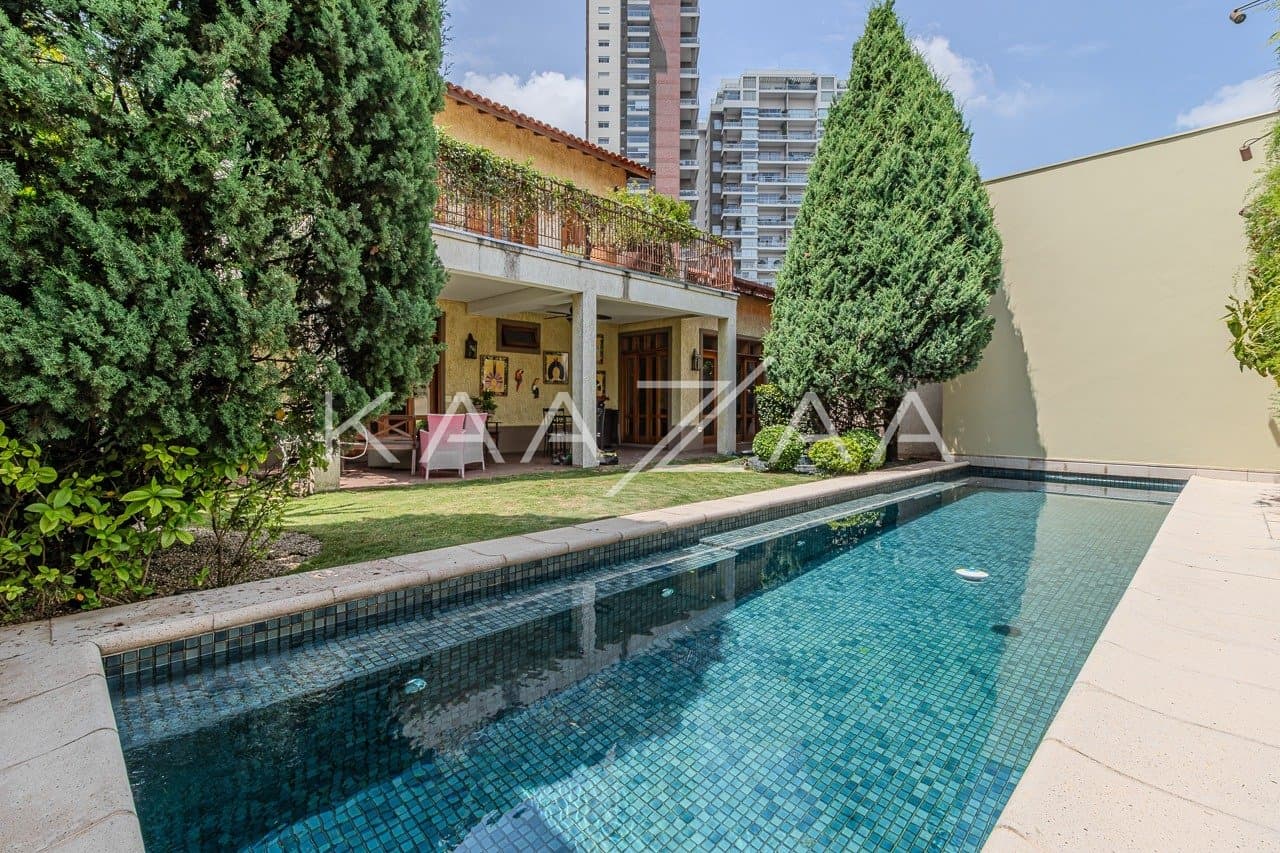 Casa em Alto de Pinheiros - Foto 1